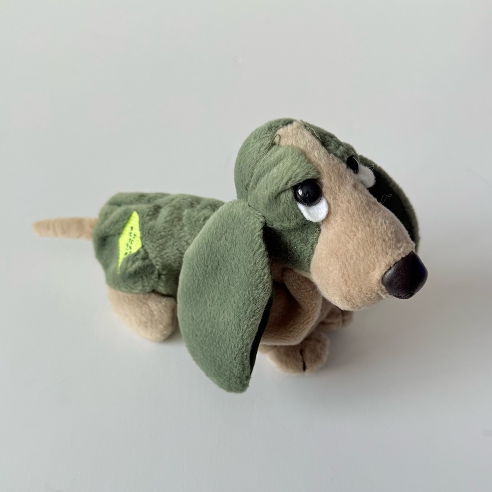 Applause *Hush Puppies* Special Edition Bean Bag Plush Hound Dog